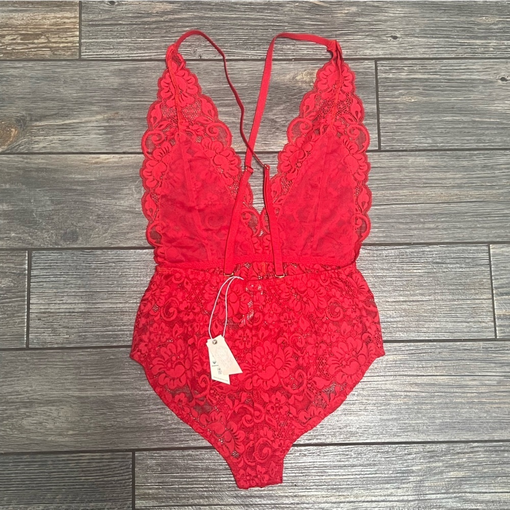 Free People X HAH Comin in Haht Lace Bodysuit Size XS Siren Red Top X-Small - Picture 3 of 13